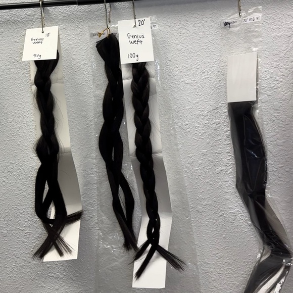(4X)Genius Weft Hair Extensions (300g) BRAND NEW!!!!